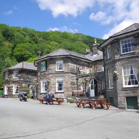 The Oakeley Arms Hotel Maentwrog Bagian luar foto