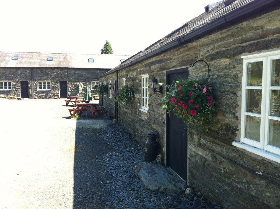 The Oakeley Arms Hotel Maentwrog Bagian luar foto