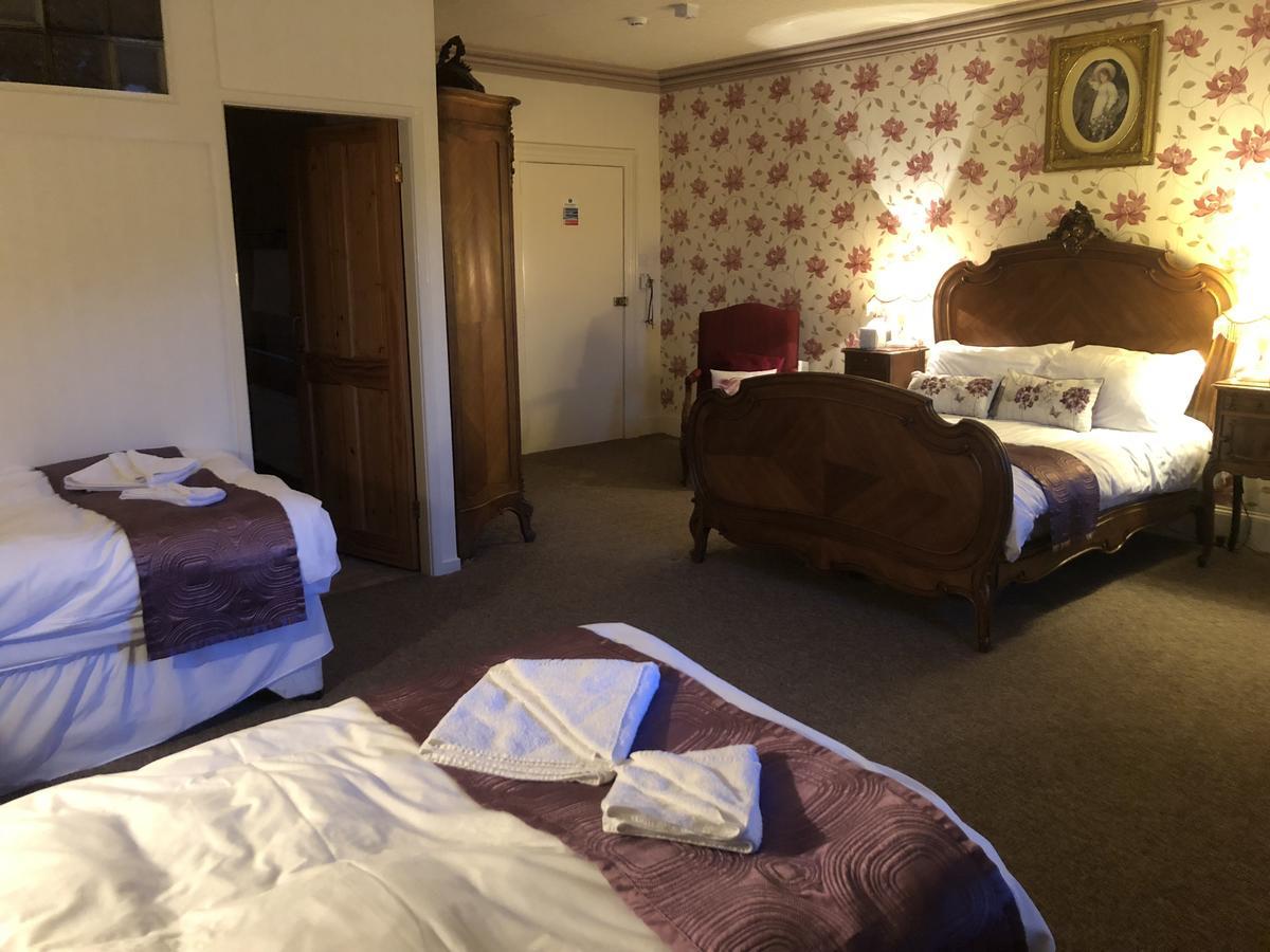 The Oakeley Arms Hotel Maentwrog Bagian luar foto